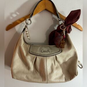 Coach Ashley Hobo Bag Cream